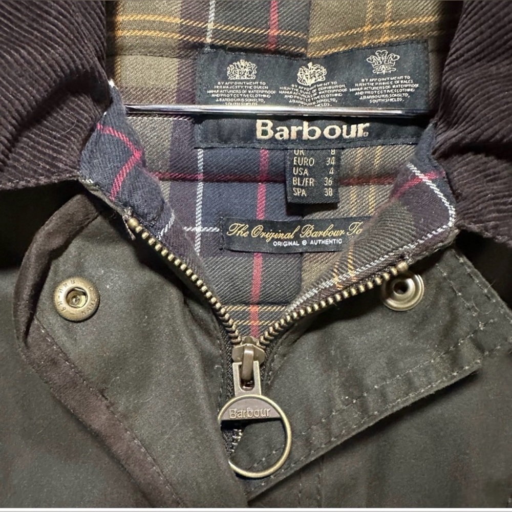 Barbour Utility Jacket with hood size 4 USA - Picture 7 of 8